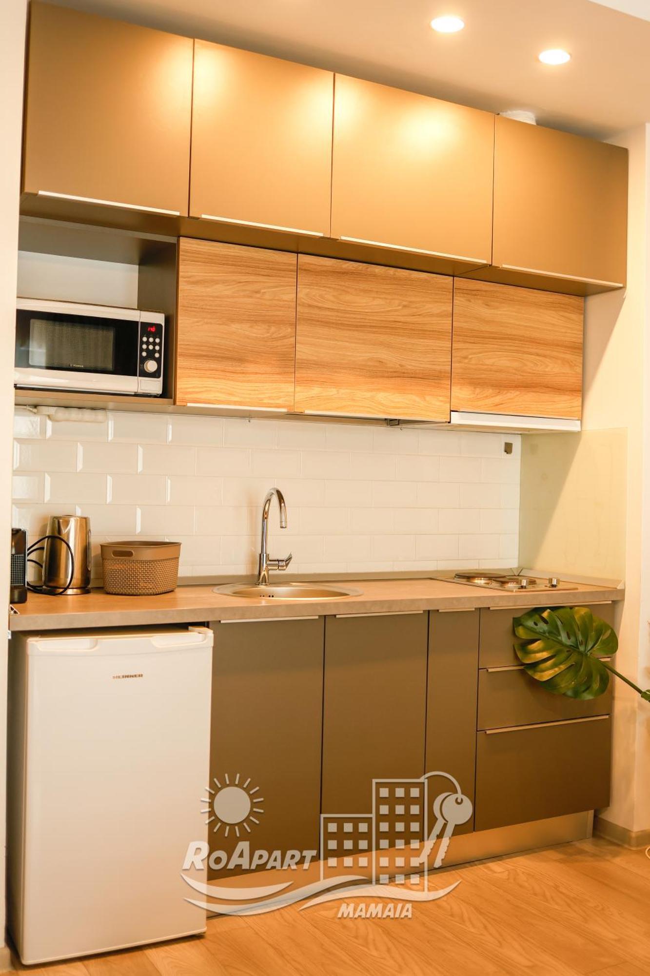 Apartment Roapart- De Lux Cu Si Mare La 2 Min De Plaja