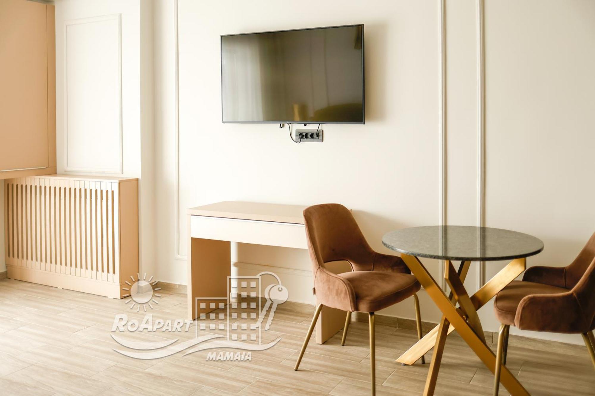 Apartment Roapart- De Lux Cu Si Mare La 2 Min De Plaja *